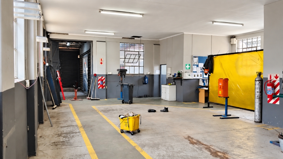 To Let Commercial Property for Rent in Rustenburg Central North West